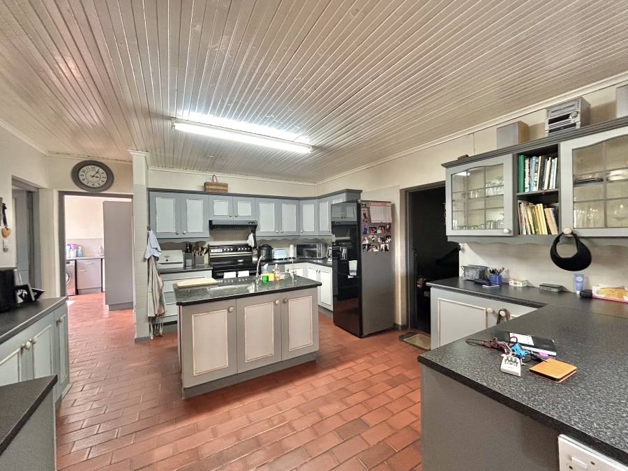 6 Bedroom Property for Sale in Ferreira Town Eastern Cape